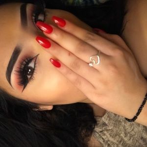 Meet your Posher, Daniela